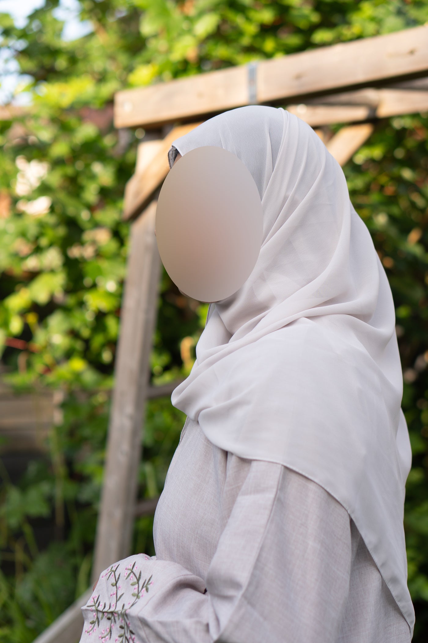 Linen floral sleeve abaya