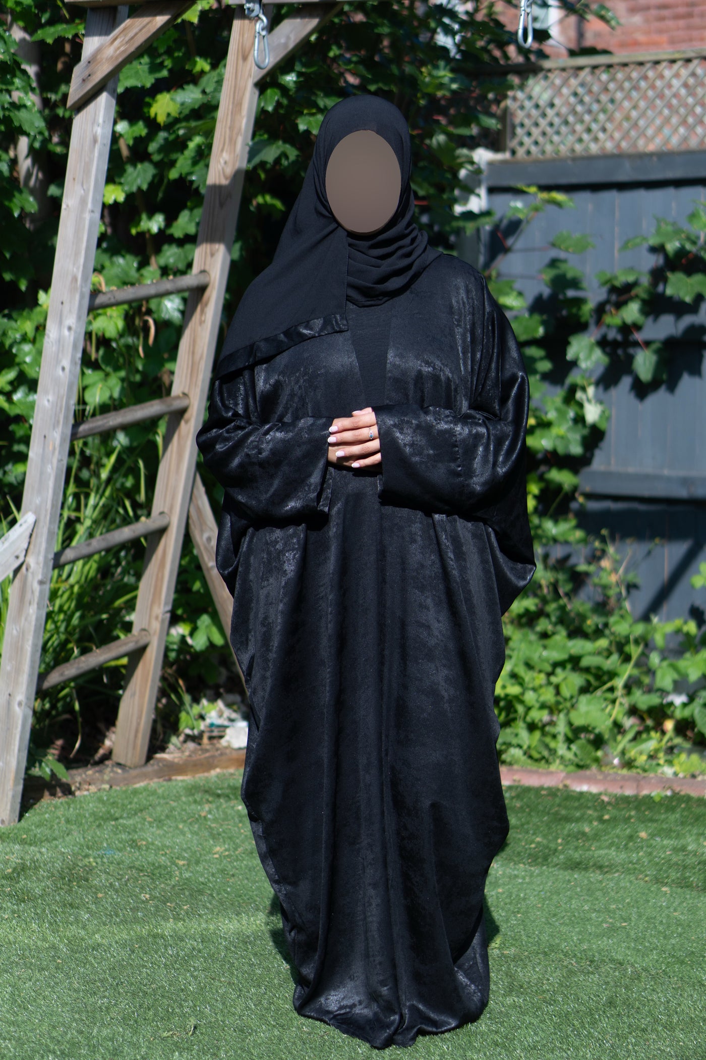 Black shimmer abaya