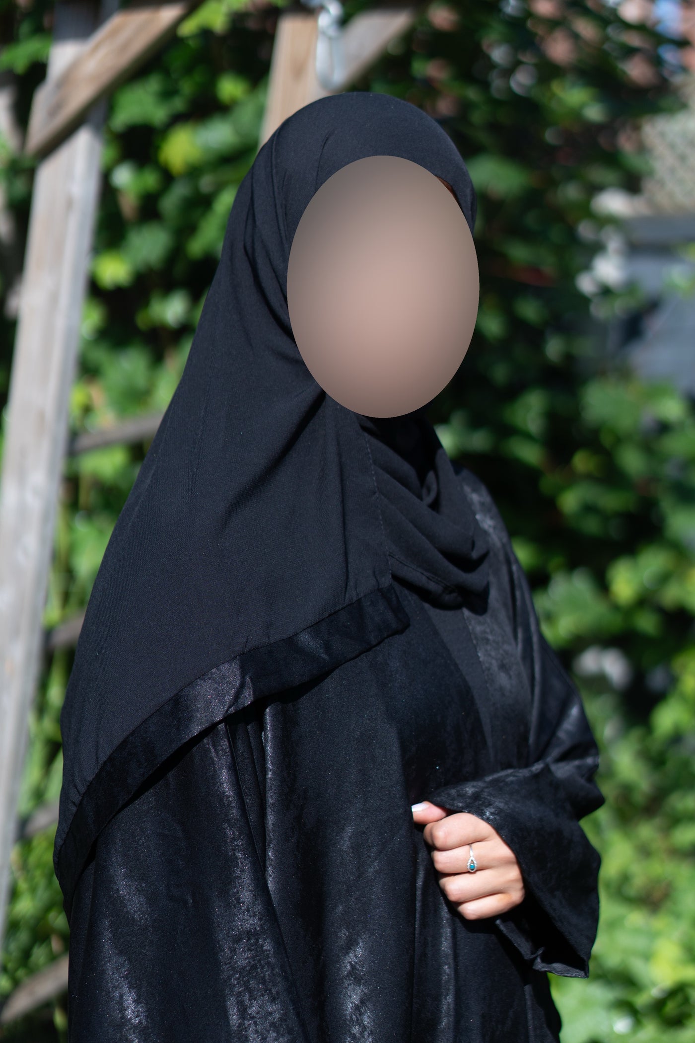 Black shimmer abaya