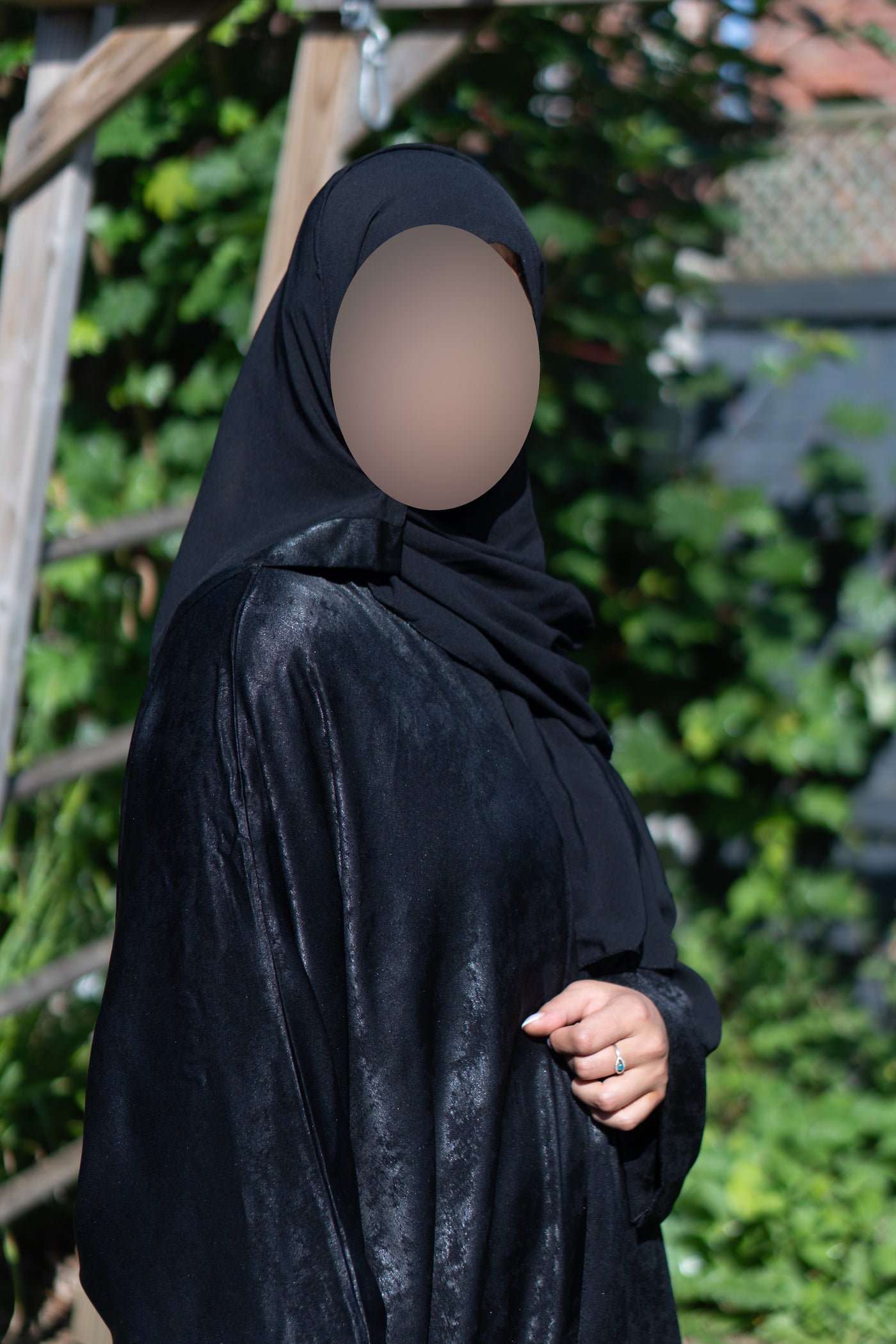 Black shimmer abaya